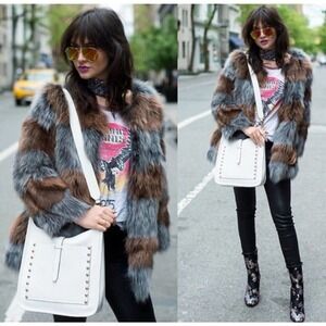 Rebecca Minkoff White Leather Feed Bag Shoulder Purse Gold Studded